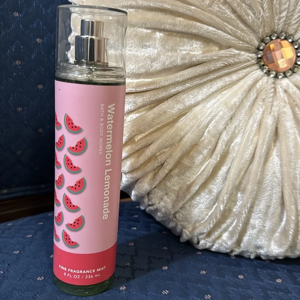 BATH & BODY WORKS SET. . . WATERMELON LEMONADE SCENT - Picture 3 of 6